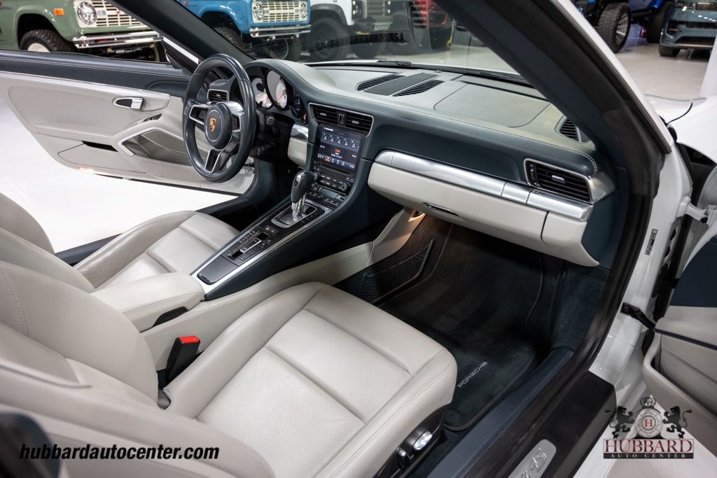 2019 Porsche 911 Targa 4S  - 23003600 - 25