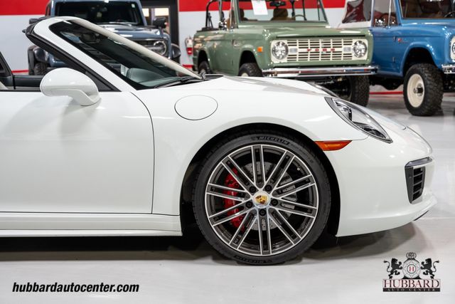 2019 Porsche 911 Targa 4S  - 23003600 - 32