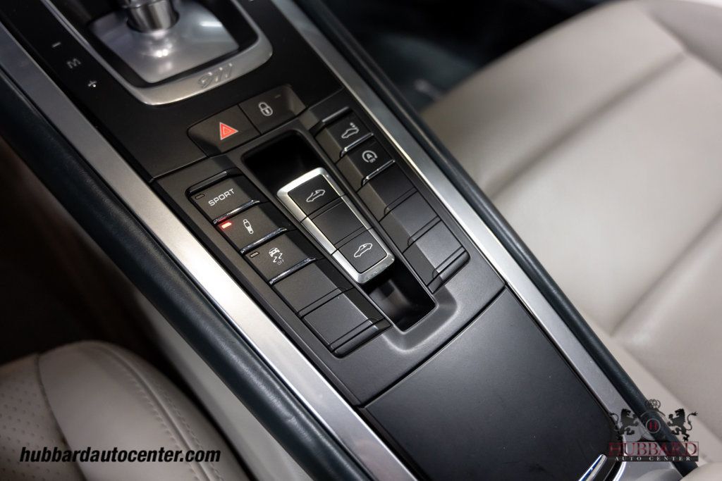 2019 Porsche 911 Targa 4S  - 23003600 - 83