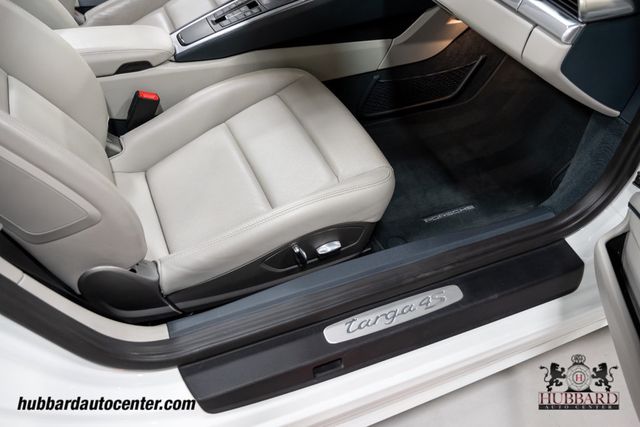 2019 Porsche 911 Targa 4S  - 23003600 - 84