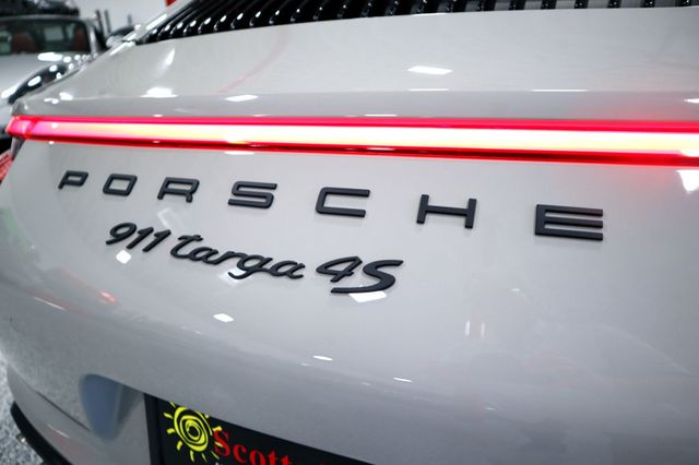 2019 Porsche 911 TARGA 4S CHALK...5,898 Miles...Targa 4S - 22484639 - 11