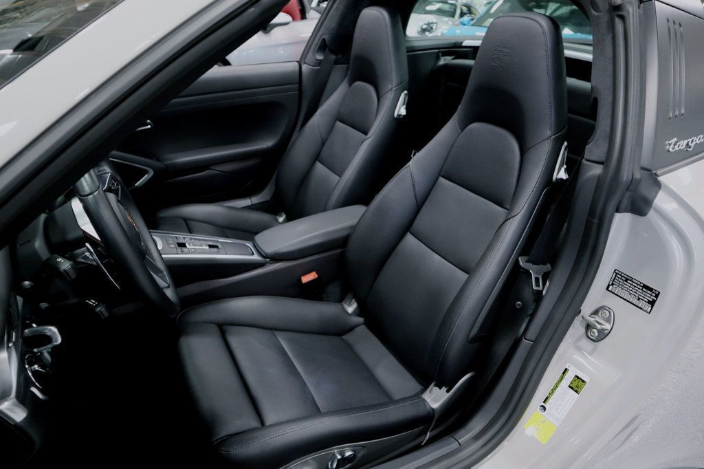2019 Porsche 911 TARGA 4S CHALK...5,898 Miles...Targa 4S - 22484639 - 22