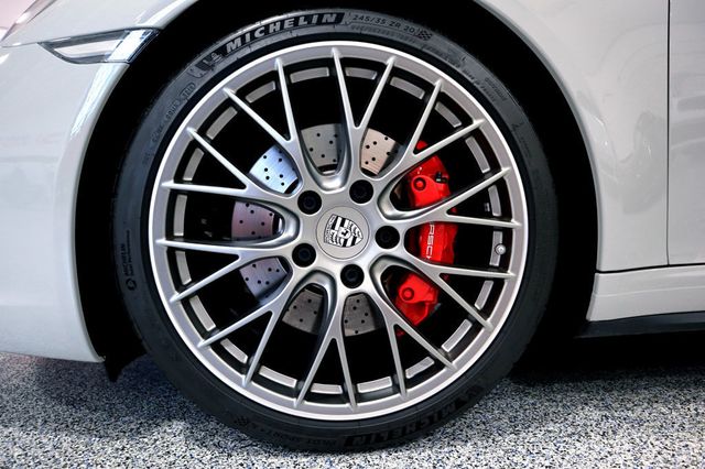 2019 Porsche 911 TARGA 4S CHALK...5,898 Miles...Targa 4S - 22484639 - 34