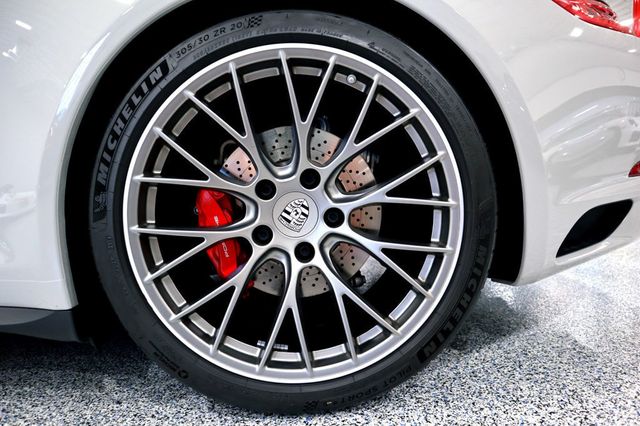 2019 Porsche 911 TARGA 4S CHALK...5,898 Miles...Targa 4S - 22484639 - 36