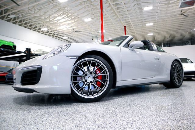 2019 Porsche 911 TARGA 4S CHALK...5,898 Miles...Targa 4S - 22484639 - 3