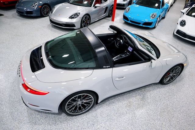 2019 Porsche 911 TARGA 4S CHALK...5,898 Miles...Targa 4S - 22484639 - 5