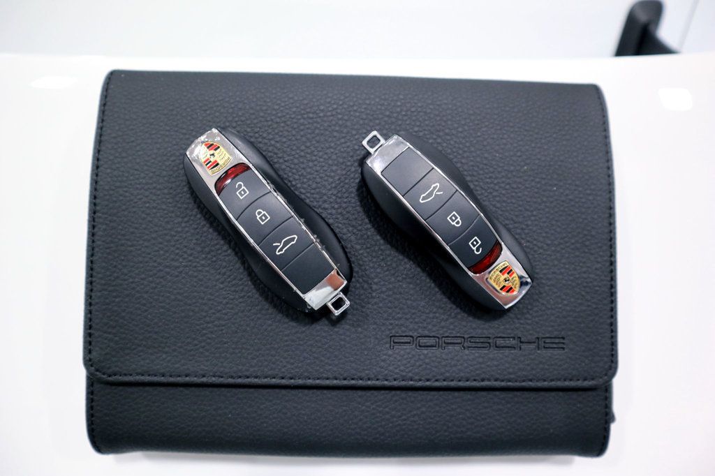 2019 Porsche 911 TARGA 4S CHALK...SORRY SOLD!! - 22484639 - 37