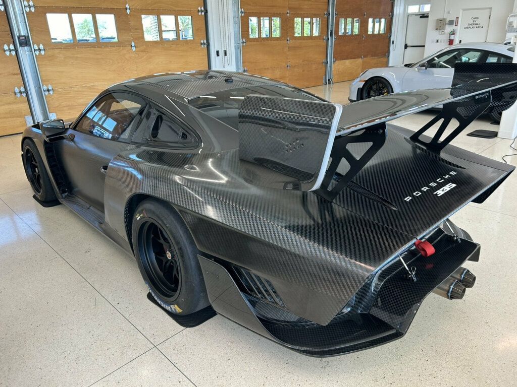 2019 Porsche 935  - 23085063 - 1
