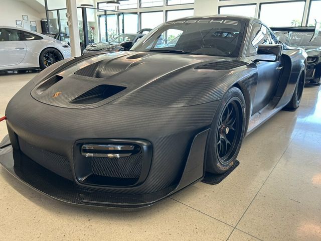 2019 Porsche 935  - 23085063 - 25