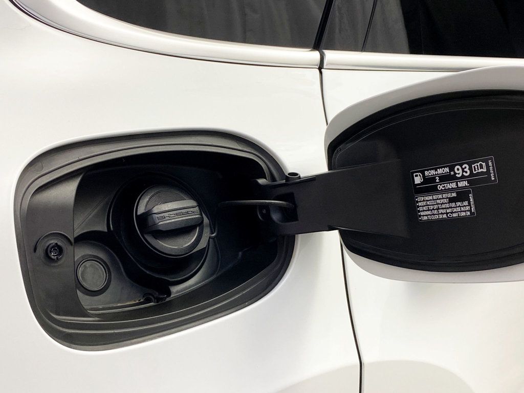 2019 Porsche Cayenne  - 22944290 - 18