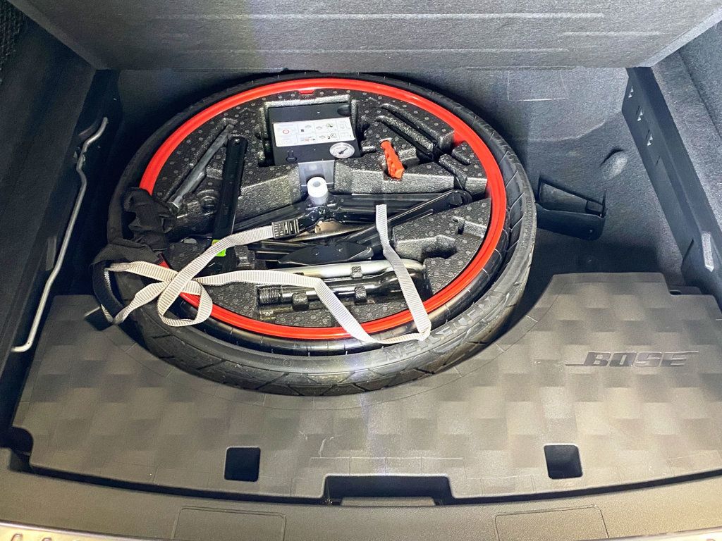 2019 Porsche Cayenne  - 22944290 - 64