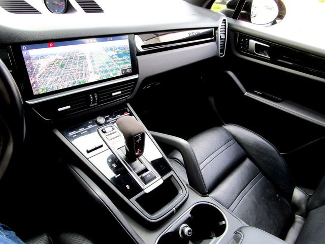 2019 Porsche Cayenne  - 23093947 - 22