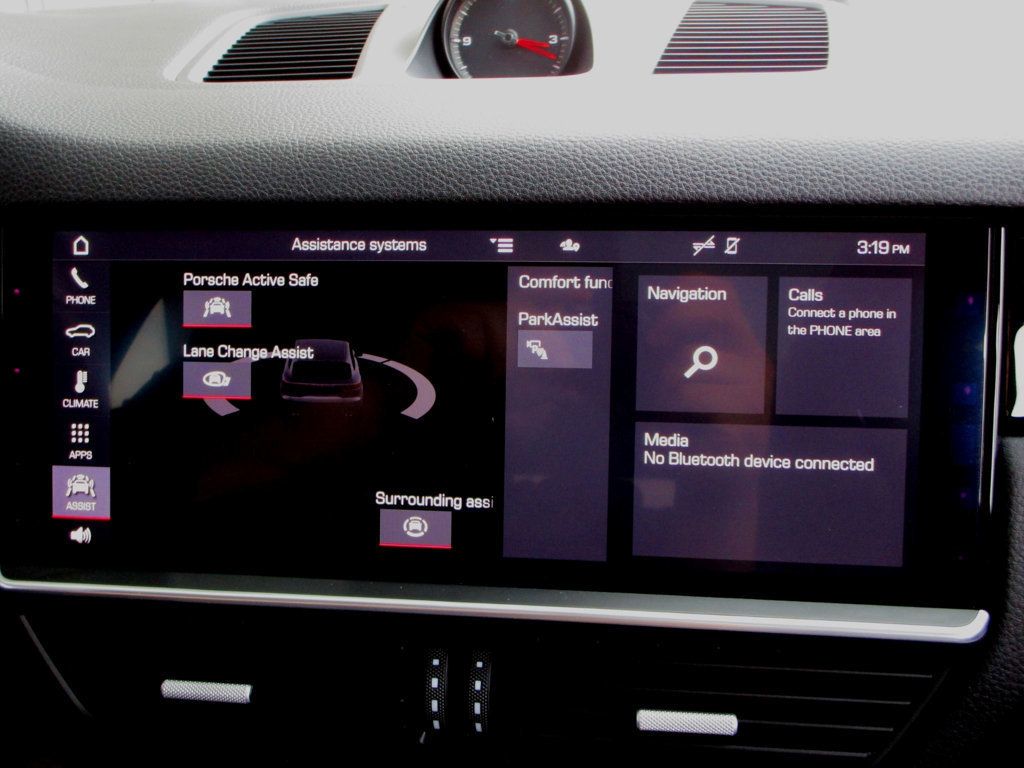 2019 Porsche Cayenne  - 23093947 - 25