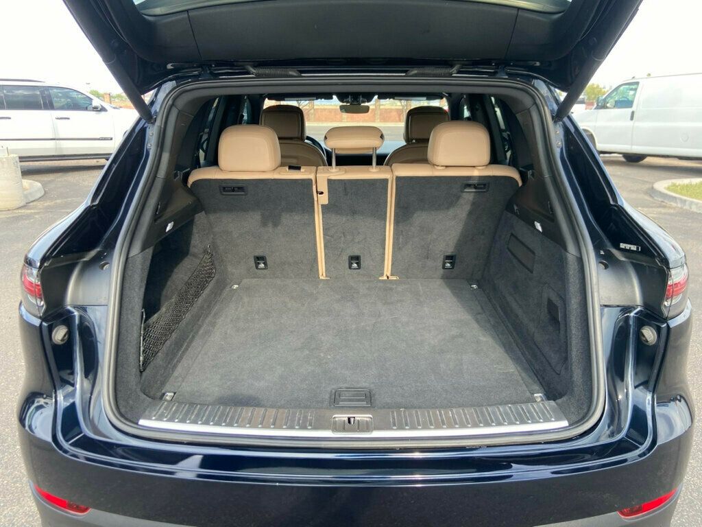 2019 Porsche Cayenne photo 17