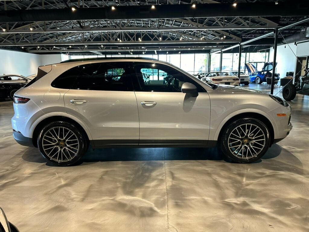 2019 Porsche Cayenne AWD/PremiumPkg/Htd&CldSeats/PanoRoof/14WayPwrSeats/HtdSteerWheel - 22545796 - 5