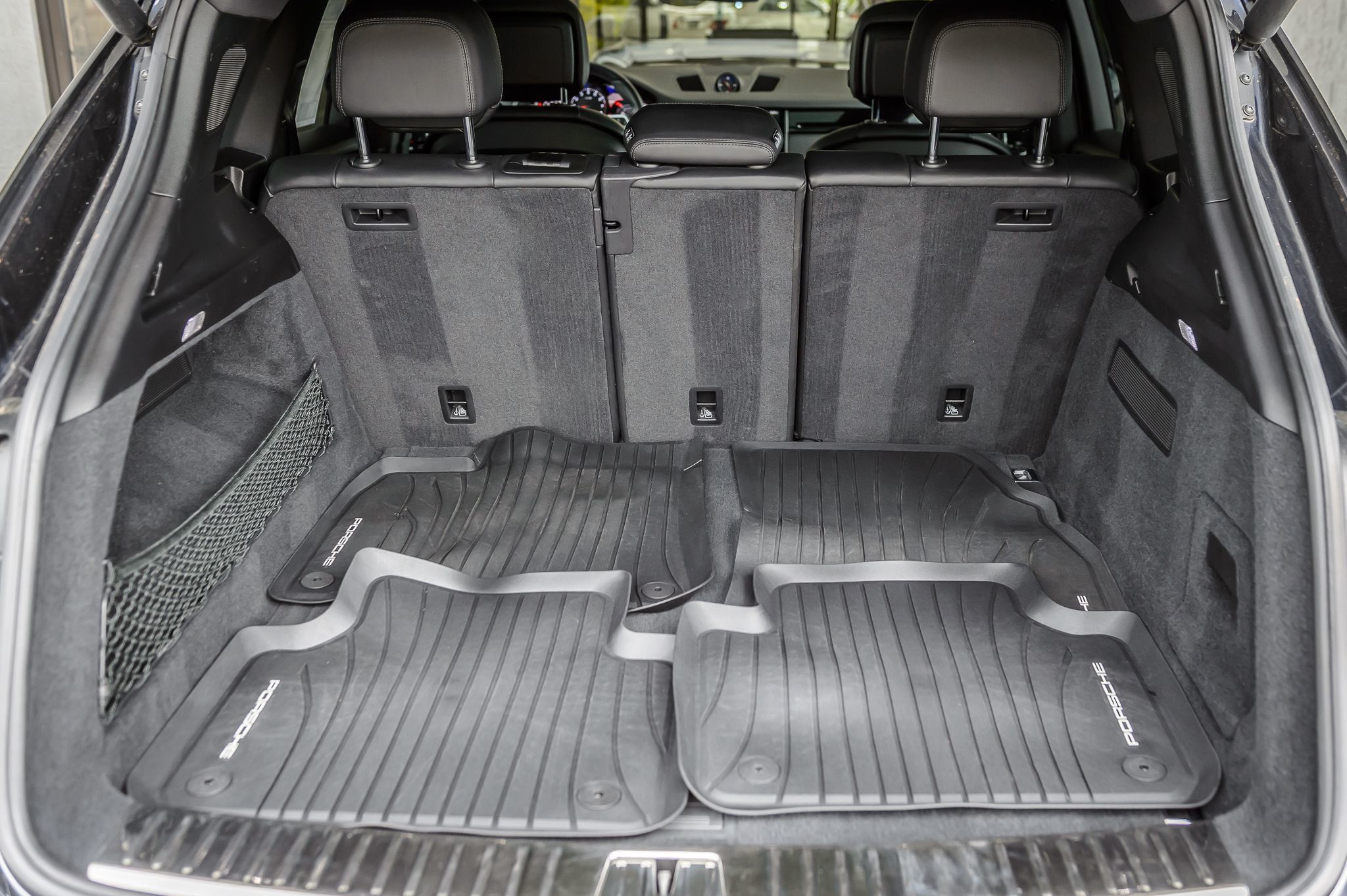 2019 Porsche Cayenne photo 11