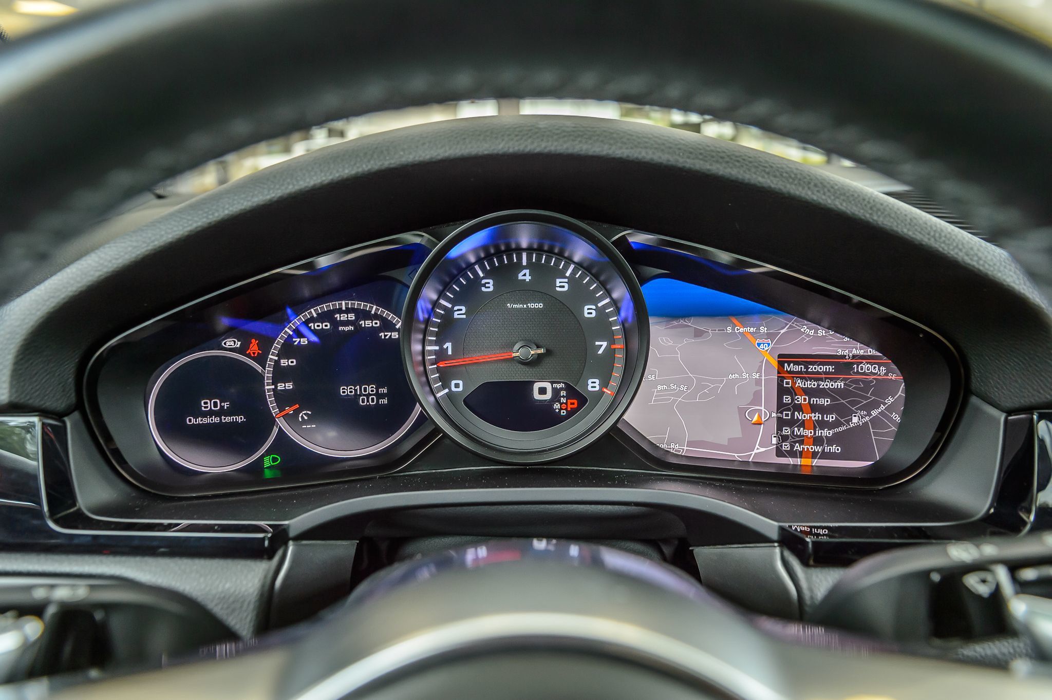 2019 Porsche Cayenne photo 18