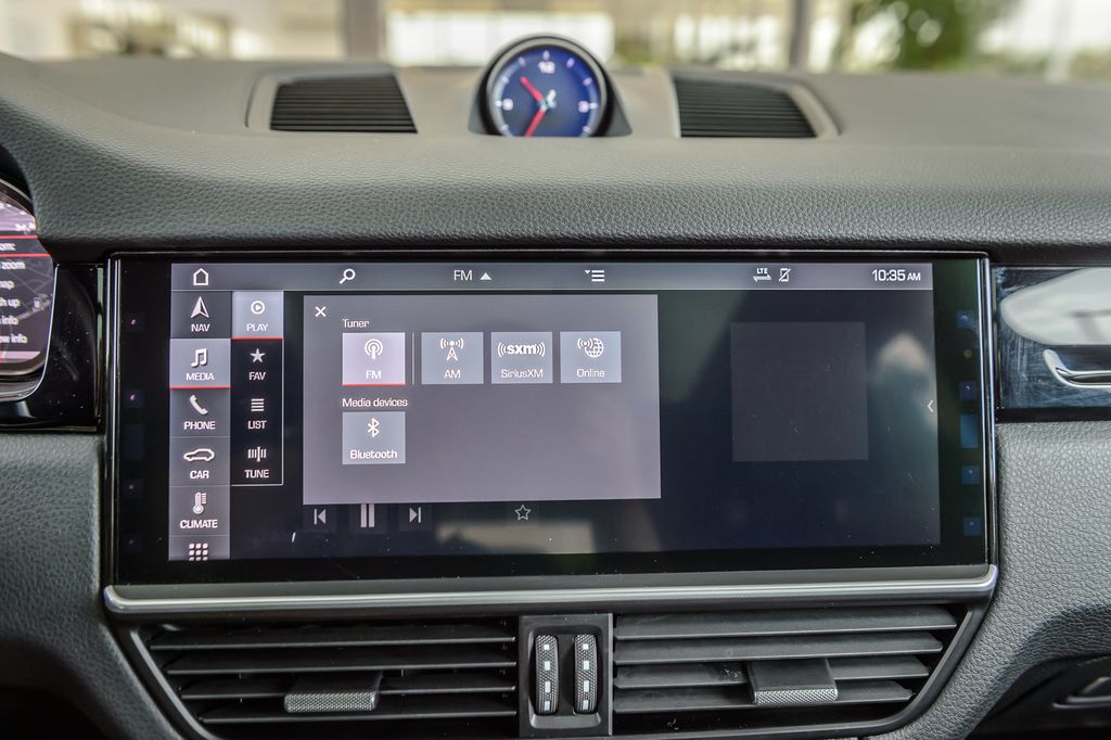 2019 Porsche Cayenne CAYENNE AWD - NAV - PANO ROOF - BLUETOOTH - BACKUP CAM -GORGEOUS - 22778839 - 21