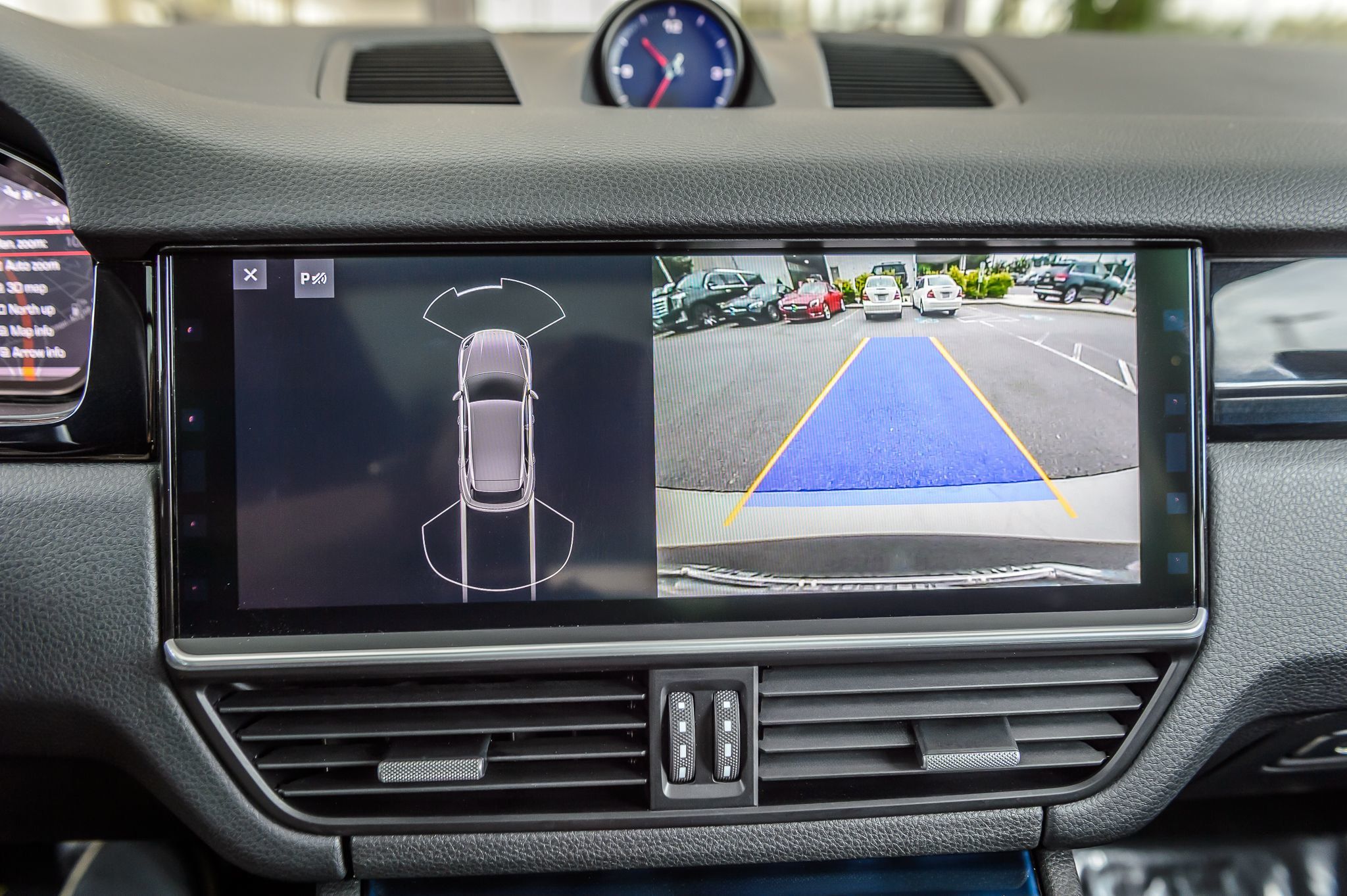 2019 Porsche Cayenne photo 24