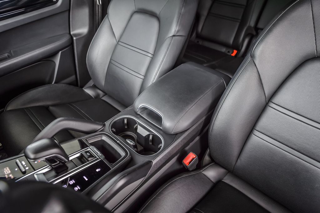 2019 Porsche Cayenne CAYENNE AWD - NAV - PANO ROOF - BLUETOOTH - BACKUP CAM -GORGEOUS - 22778839 - 31