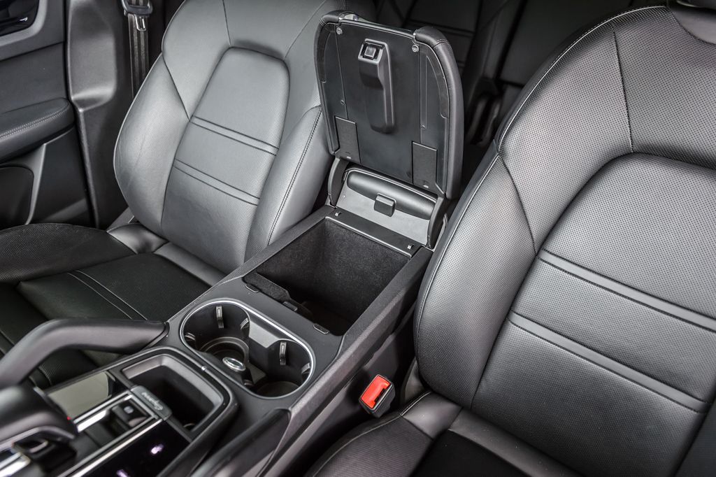 2019 Porsche Cayenne CAYENNE AWD - NAV - PANO ROOF - BLUETOOTH - BACKUP CAM -GORGEOUS - 22778839 - 32