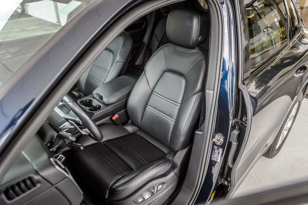 2019 Porsche Cayenne CAYENNE AWD - NAV - PANO ROOF - BLUETOOTH - BACKUP CAM -GORGEOUS - 22778839 - 37