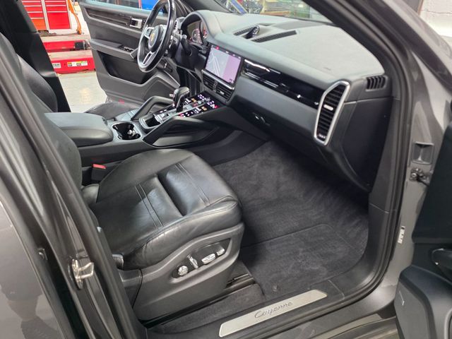 2019 Porsche Cayenne E-Hybrid - 23052592 - 35