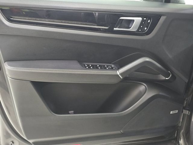 2019 Porsche Cayenne E-Hybrid - 23052592 - 7