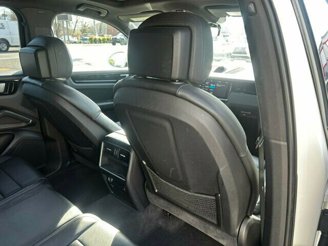 2019 Porsche Cayenne MSRP$70700/Heated Seats/Blind Spot Monitor/Pano Roof/NAV - 22967434 - 19