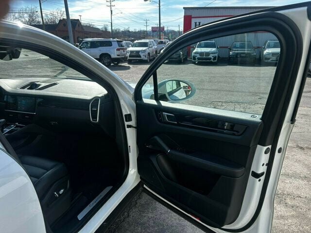 2019 Porsche Cayenne MSRP$70700/Heated Seats/Blind Spot Monitor/Pano Roof/NAV - 22967434 - 20