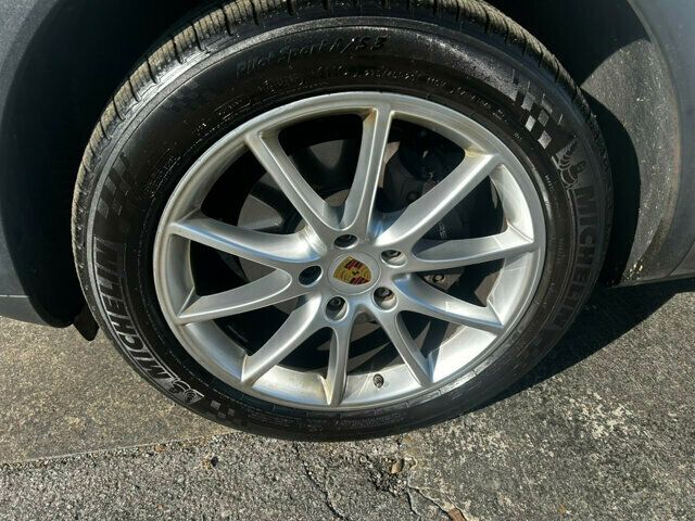 2019 Porsche Cayenne MSRP$70700/Heated Seats/Blind Spot Monitor/Pano Roof/NAV - 22967434 - 33