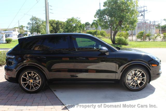 2019 Porsche Cayenne Original Window  of Over $ 161k, Stunning Example - 20381121 - 33