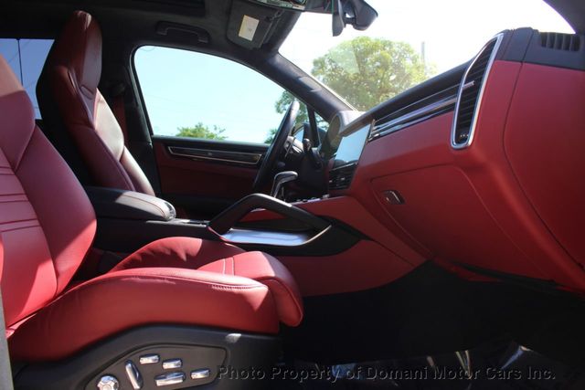 2019 Porsche Cayenne Original Window  of Over $ 161k, Stunning Example - 20381121 - 45