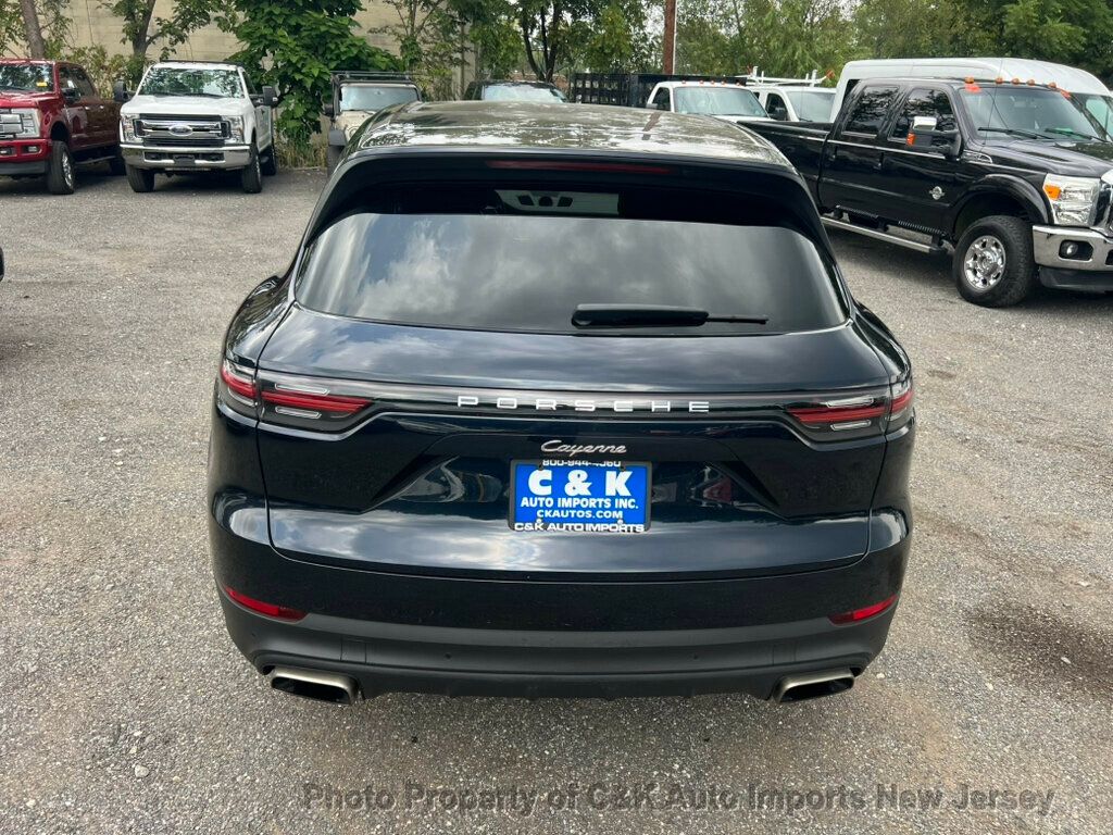 2019 Porsche Cayenne photo 12