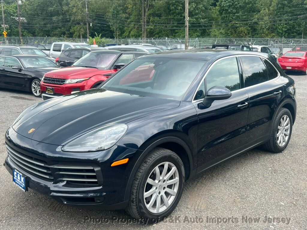 2019 Porsche Cayenne photo 2