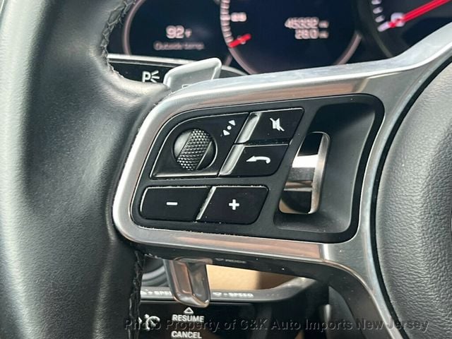 2019 Porsche Cayenne Premium Plus, Pano Roof, Lane Change Assist, Heated&Cooled Seats - 22912461 - 25