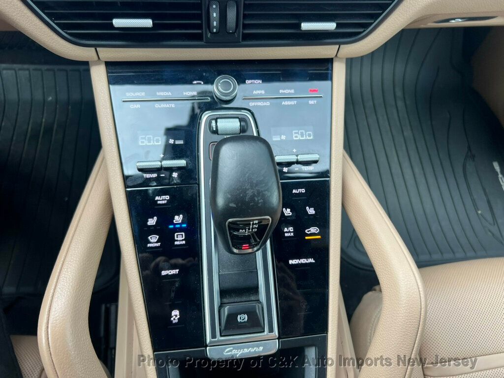 2019 Porsche Cayenne photo 33