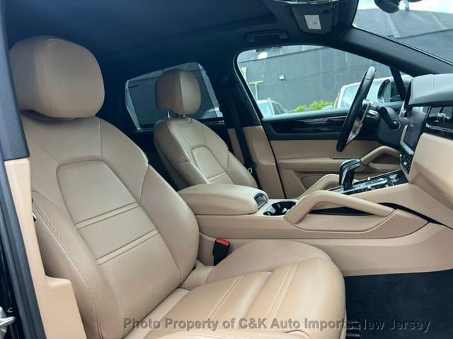 2019 Porsche Cayenne Premium Plus, Pano Roof, Lane Change Assist, Heated&Cooled Seats - 22912461 - 39