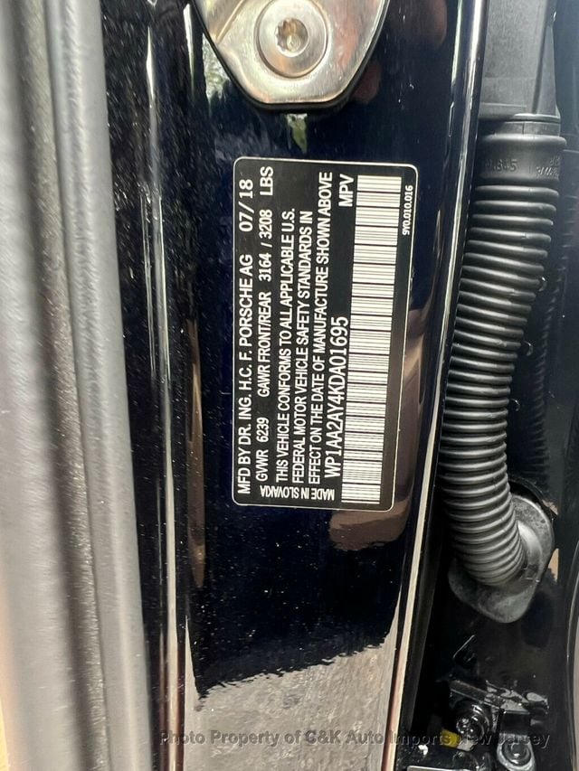 2019 Porsche Cayenne Premium Plus, Pano Roof, Lane Change Assist, Heated&Cooled Seats - 22912461 - 40