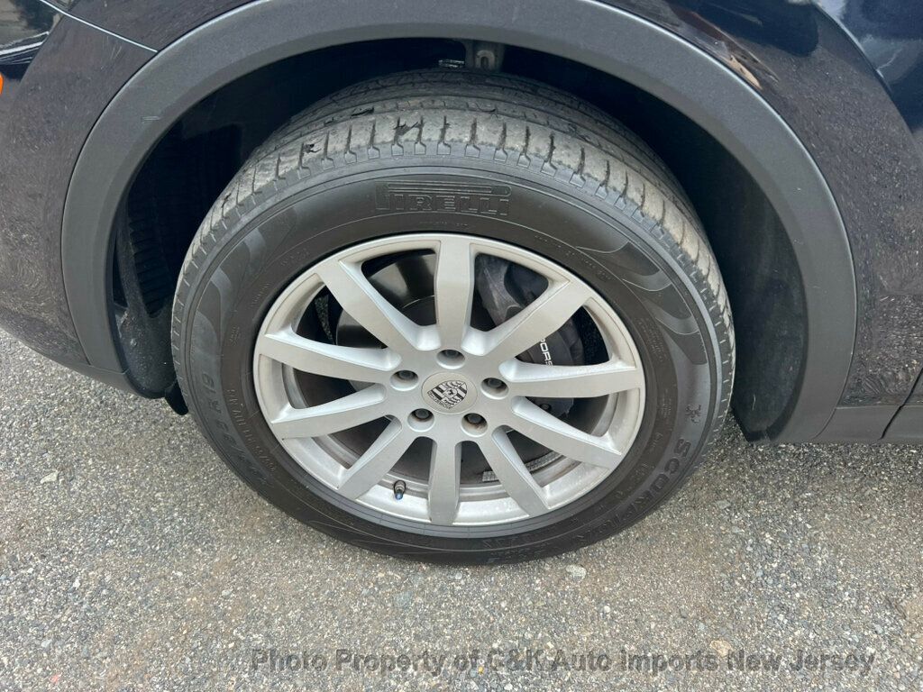 2019 Porsche Cayenne photo 46