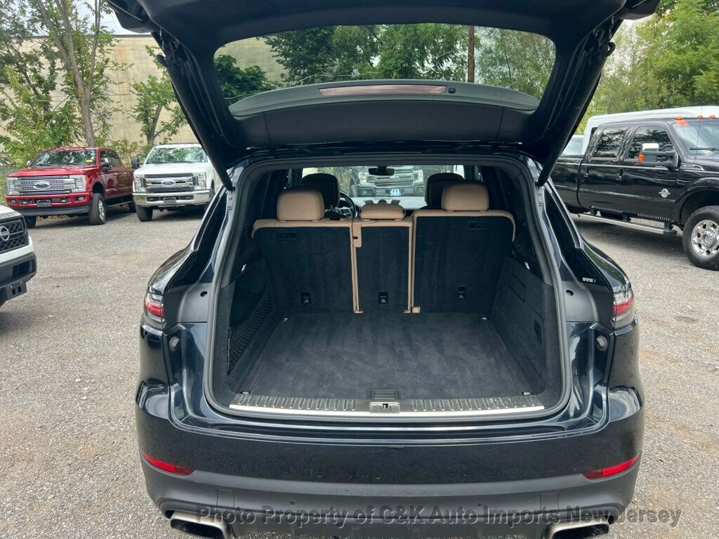 2019 Porsche Cayenne photo 48
