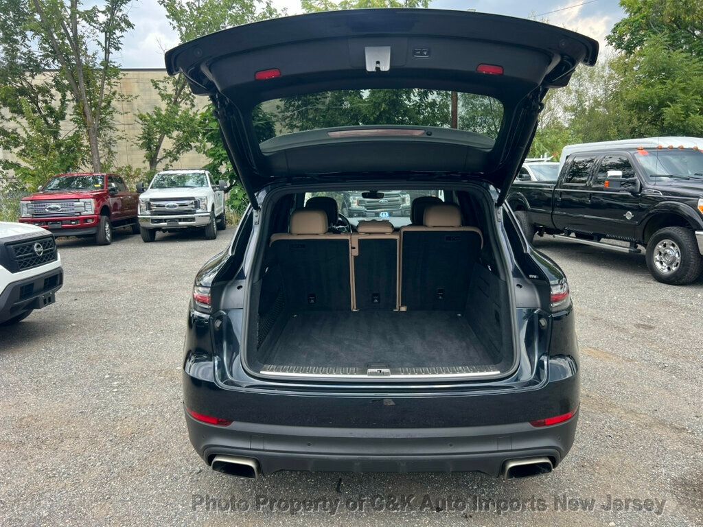 2019 Porsche Cayenne photo 49
