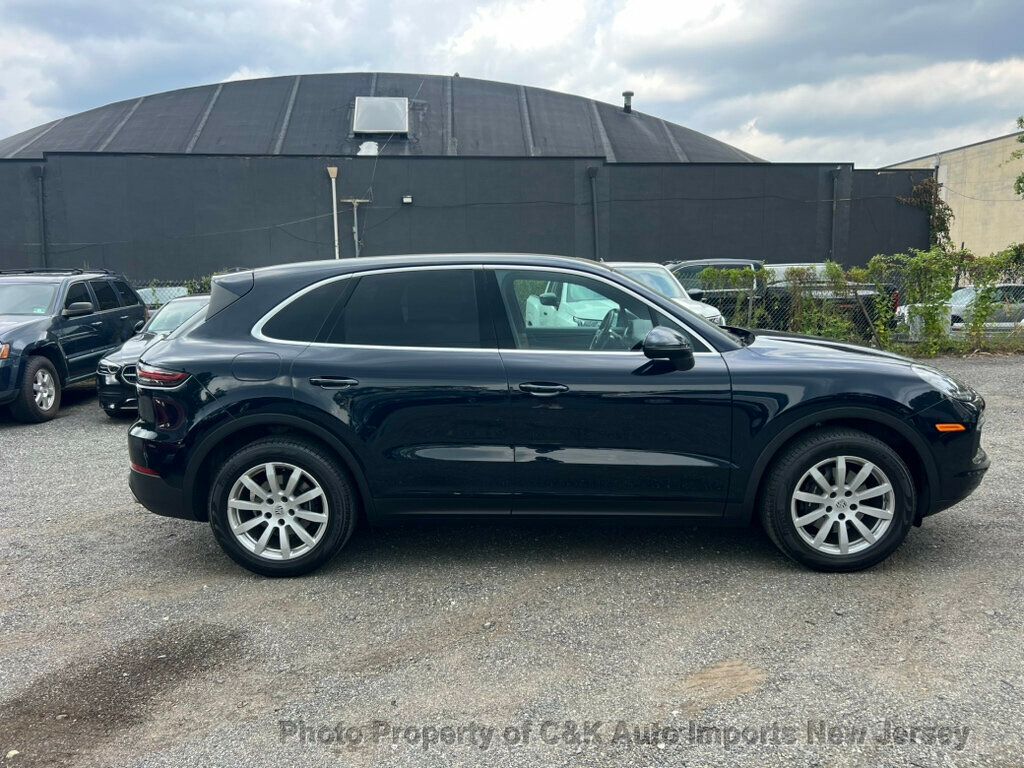 2019 Porsche Cayenne photo 7