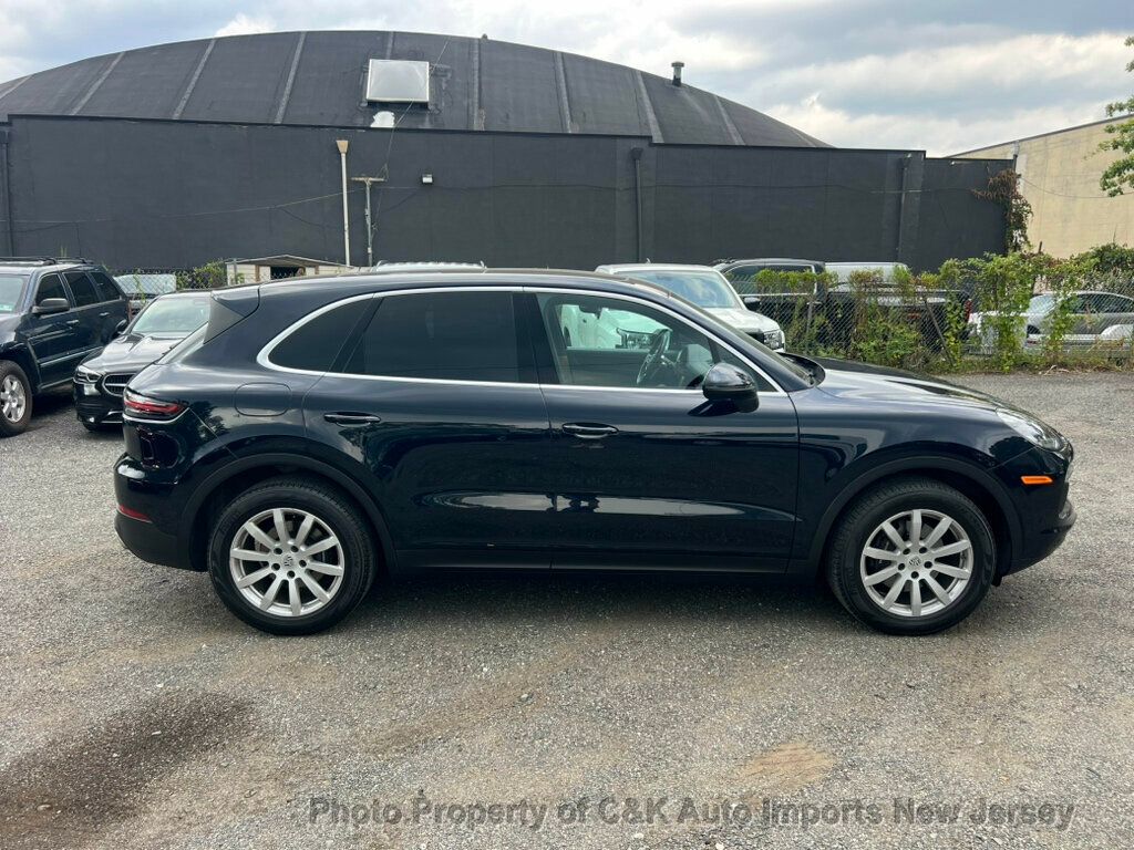 2019 Porsche Cayenne photo 8