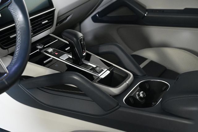 2019 Porsche Cayenne S - 22978608 - 21