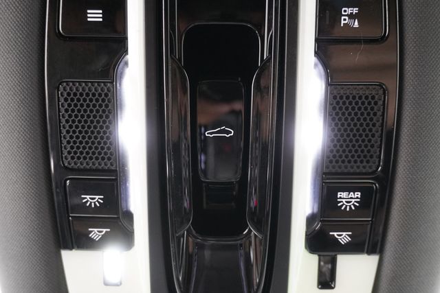 2019 Porsche Cayenne S - 23010335 - 26