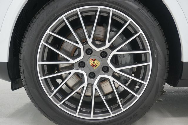 2019 Porsche Cayenne S - 23010335 - 35