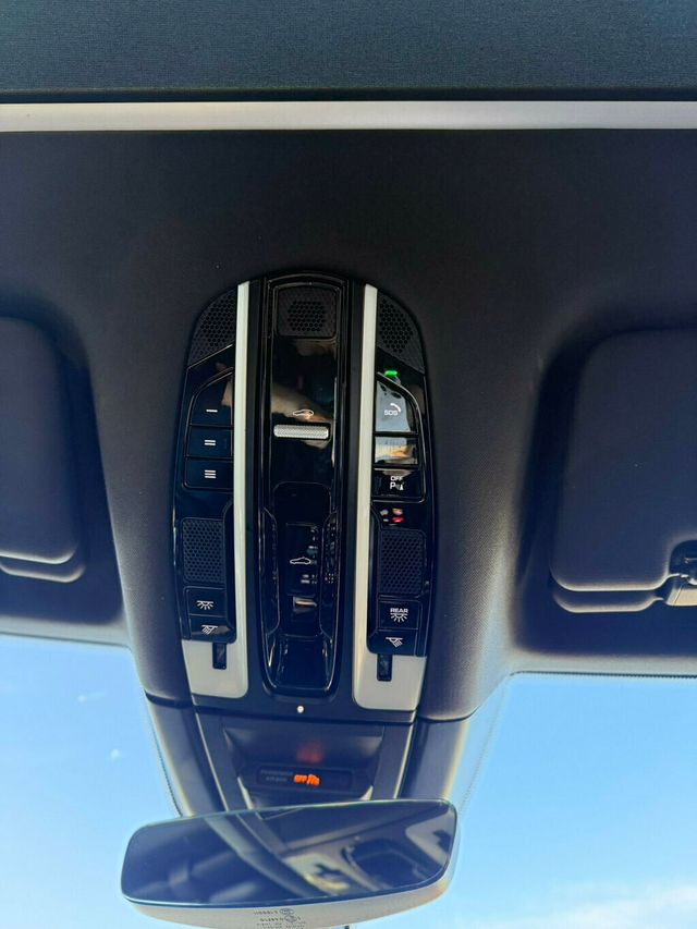 2019 Porsche Cayenne S - 22979708 - 19