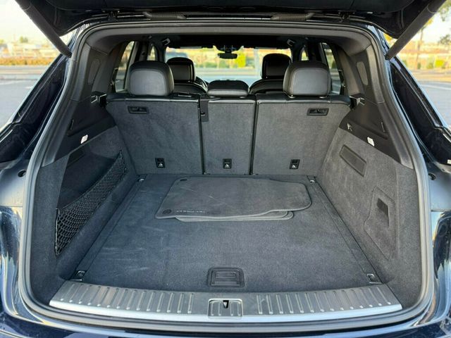 2019 Porsche Cayenne S - 22979708 - 21