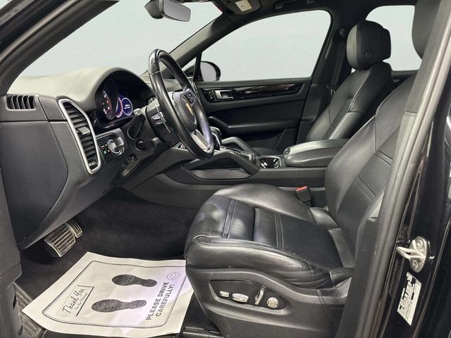 2019 Porsche Cayenne S - 23027361 - 14